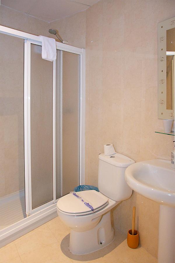 San Bernardo Family Apartment Seville Exterior photo
