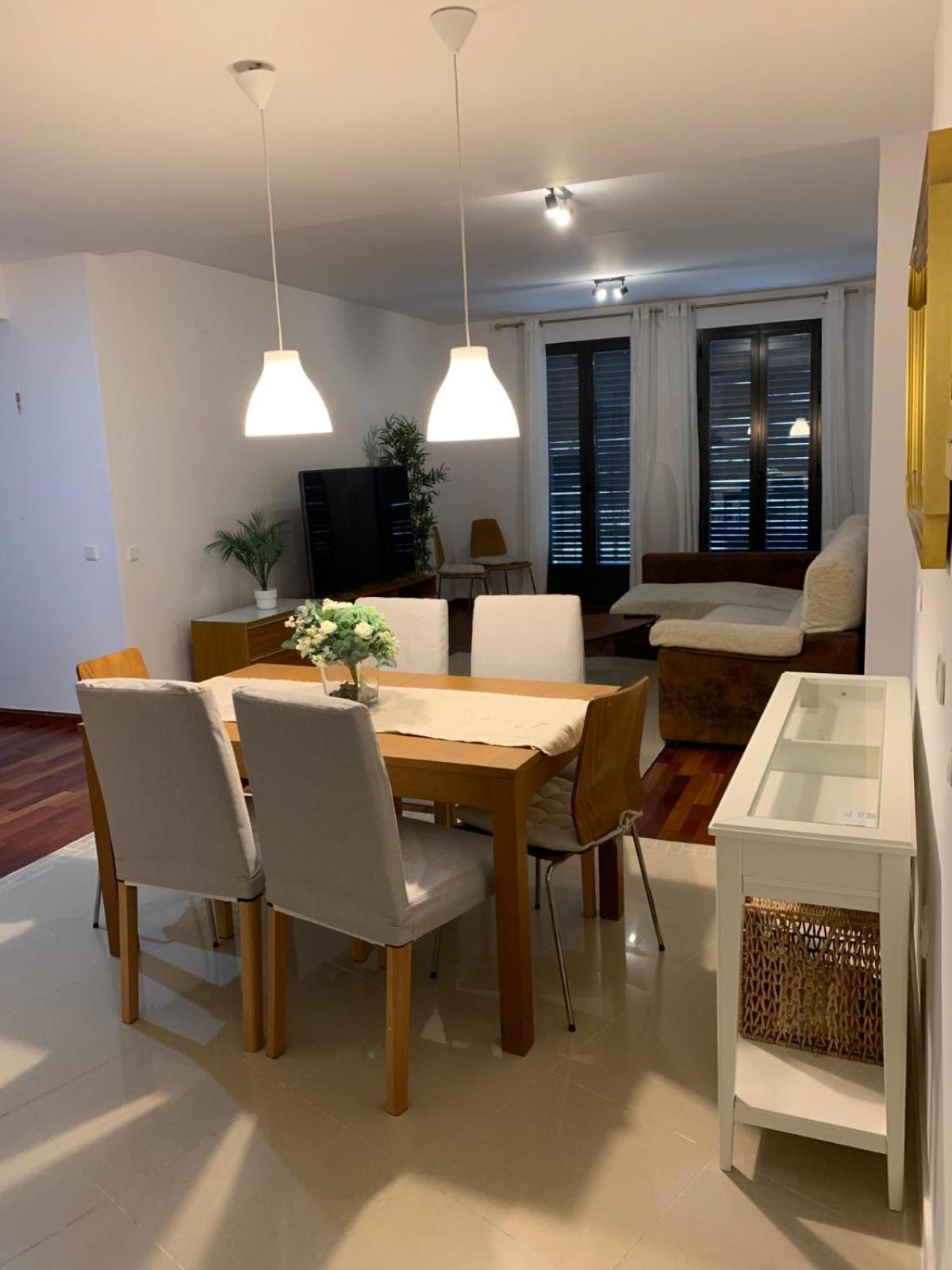 San Bernardo Family Apartment Seville Exterior photo
